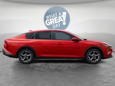 2026 Kia K4 LXS
