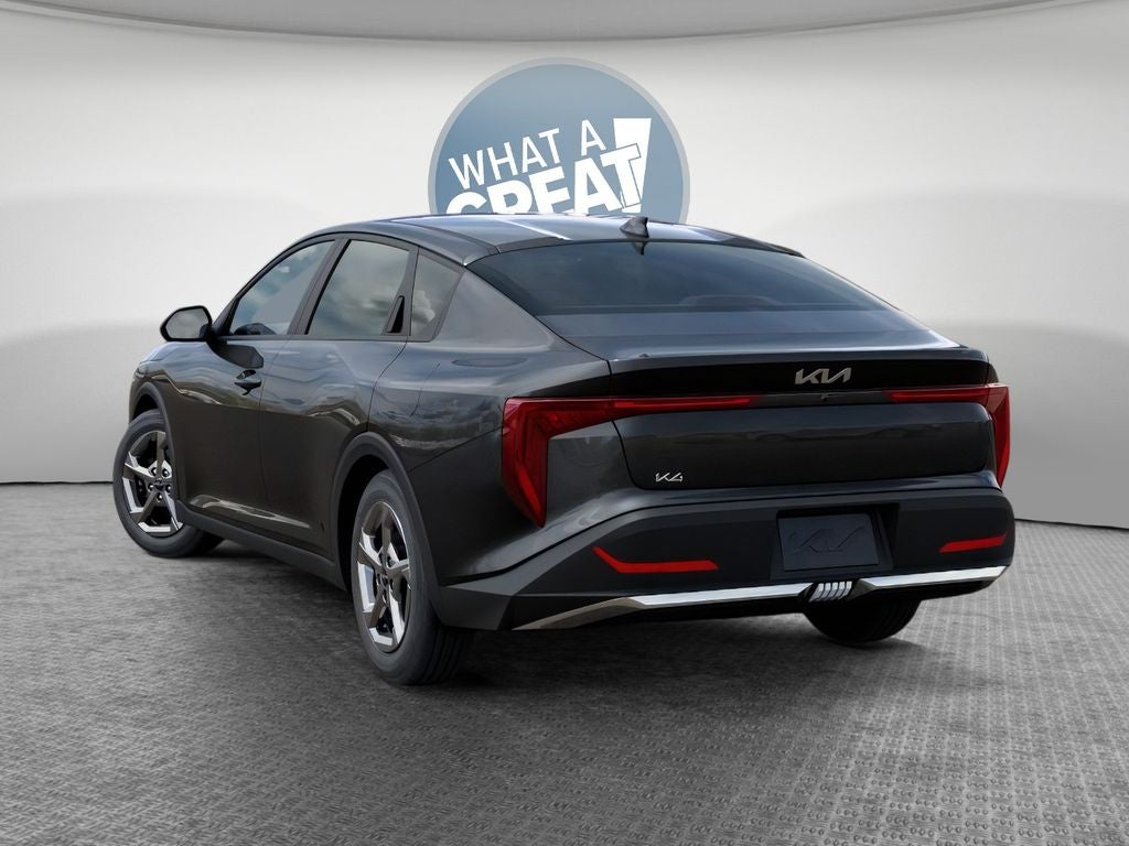 2026 Kia K4 LXS