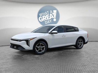 2026 Kia K4 LX