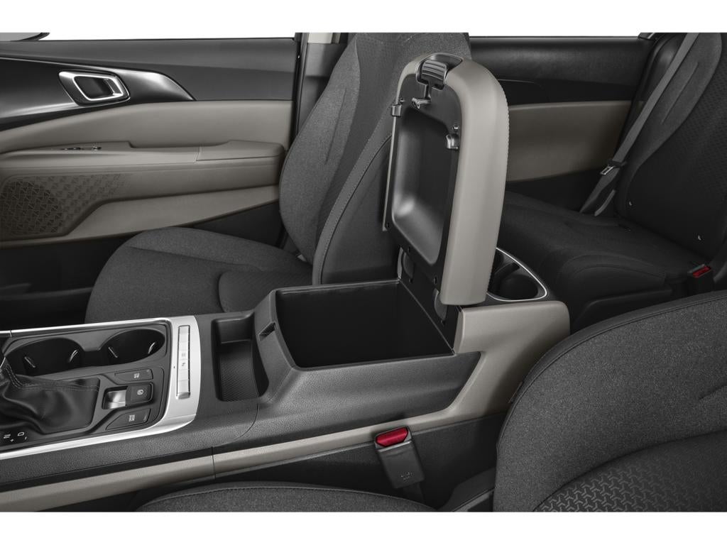 2027 Kia Carnival LX