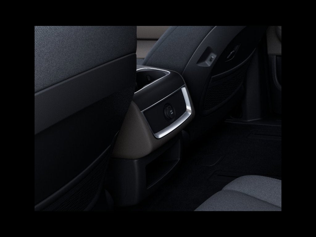 2027 Kia Carnival LX
