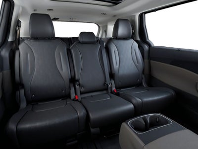 2026 Kia Carnival Base