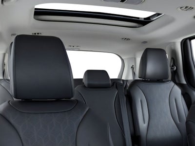 2026 Kia Carnival Base