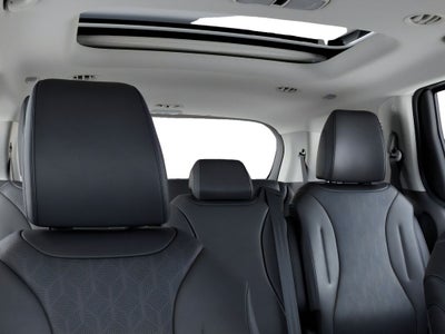 2026 Kia Carnival Hybrid Base