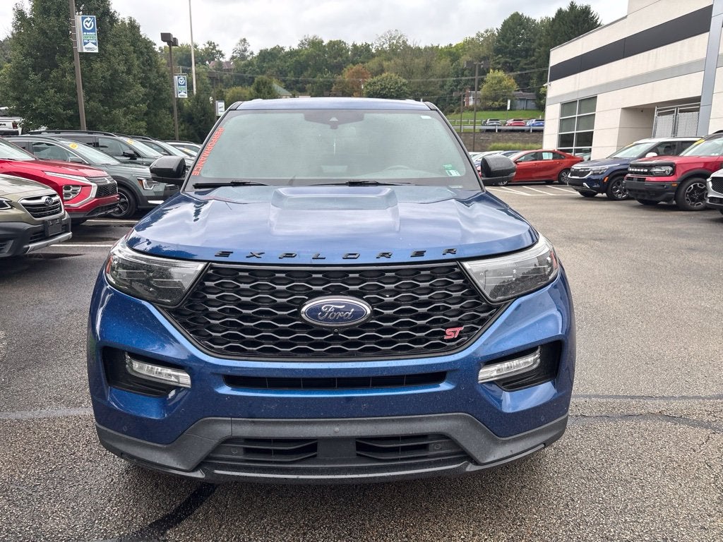2022 Ford Explorer ST