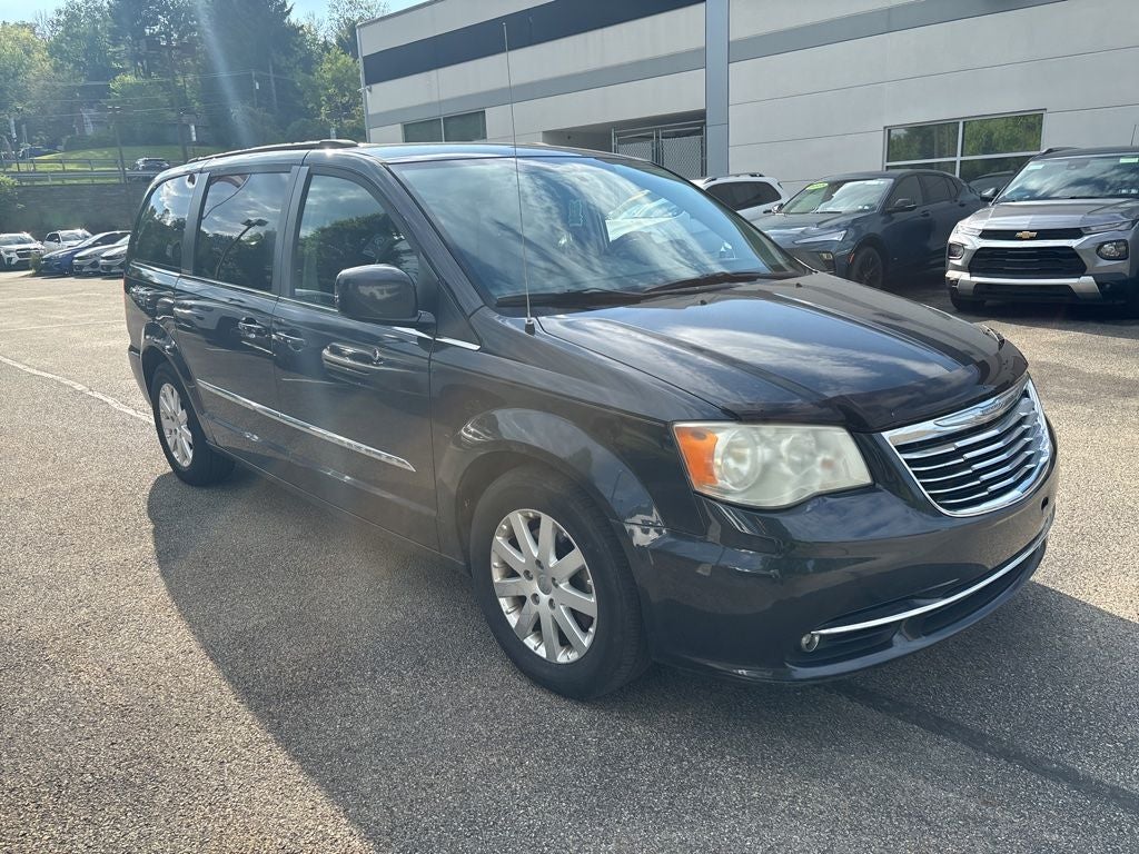 2014 Chrysler Town & Country Touring