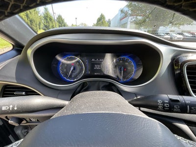 2020 Chrysler Pacifica Touring