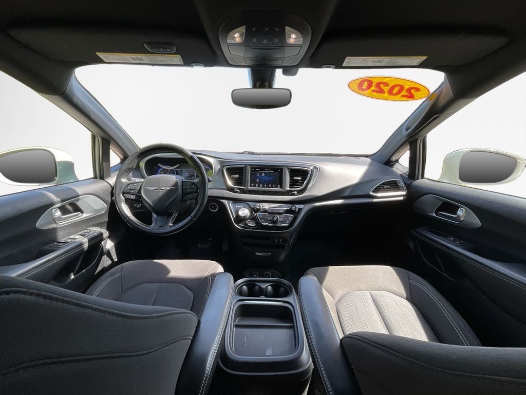 2020 Chrysler Pacifica Touring