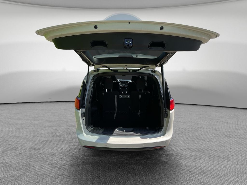 2020 Chrysler Pacifica Touring