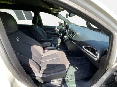 2020 Chrysler Pacifica Touring