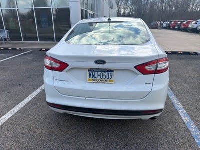 2016 Ford Fusion SE