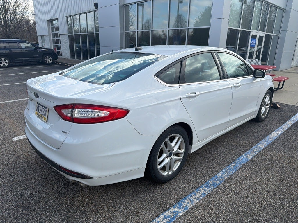 2016 Ford Fusion SE