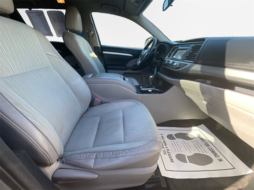 2014 Toyota Highlander LE V6