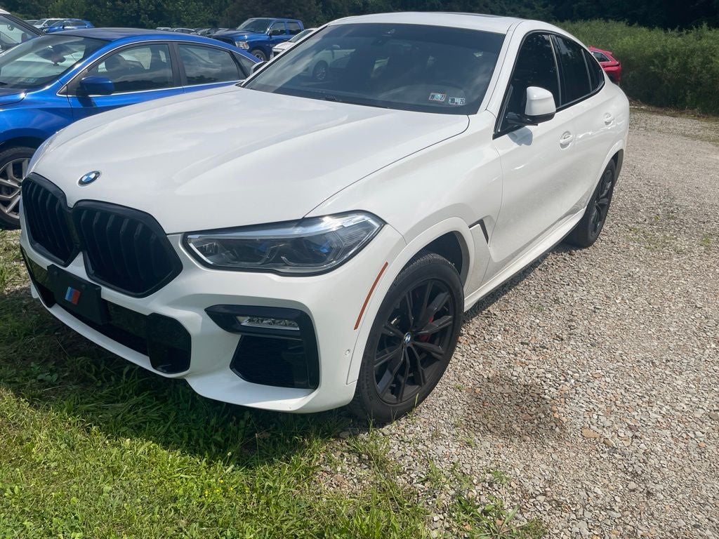 2021 BMW X6 M50i