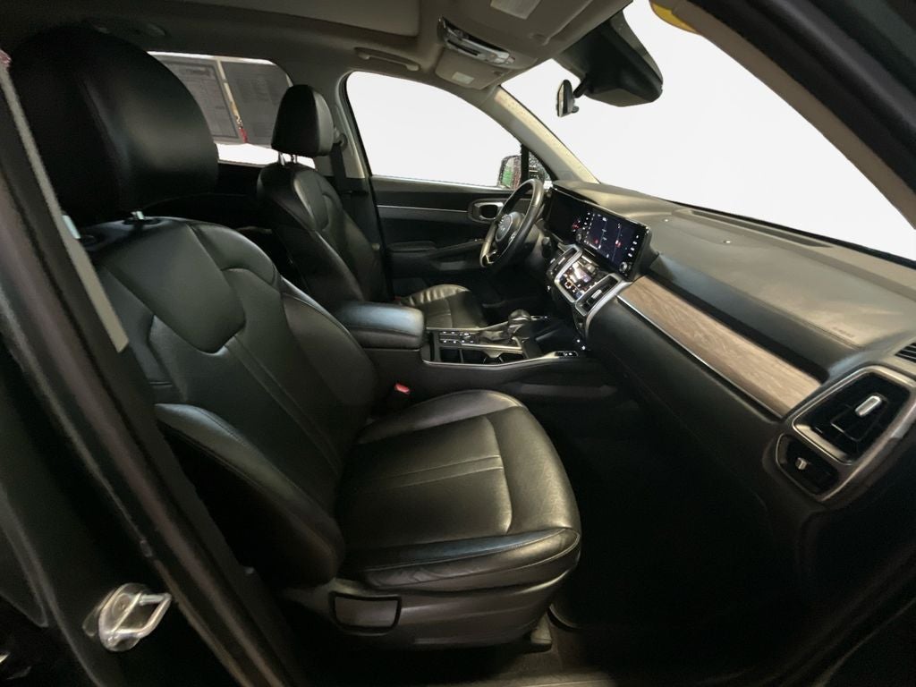 2023 Kia Sorento X-Line S