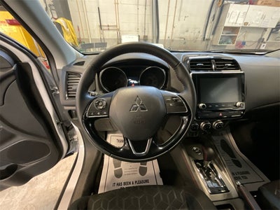 2025 Mitsubishi Outlander Sport 2.0 LE