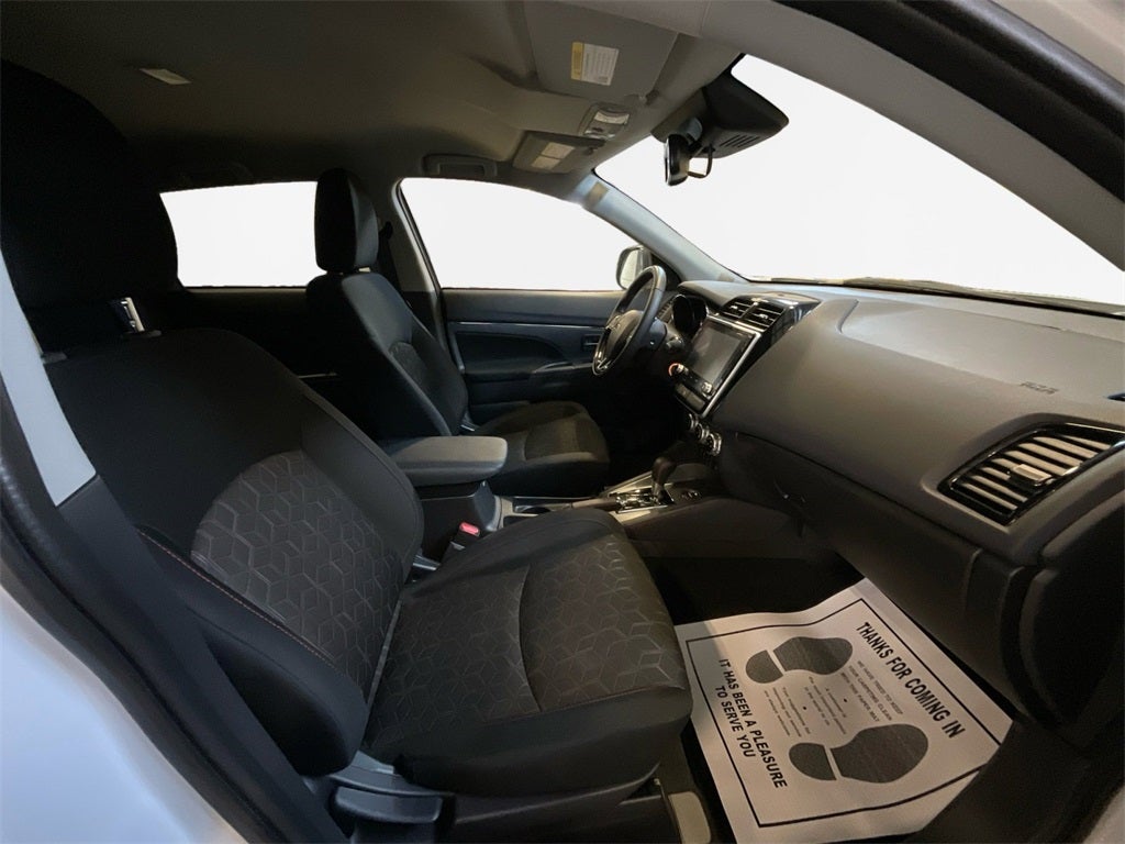 2025 Mitsubishi Outlander Sport 2.0 LE