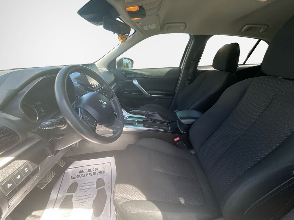 2022 Mitsubishi Eclipse Cross LE