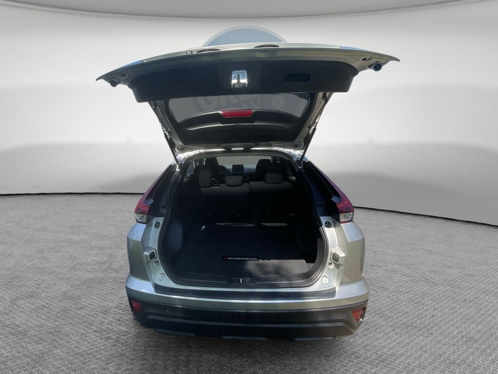 2022 Mitsubishi Eclipse Cross LE