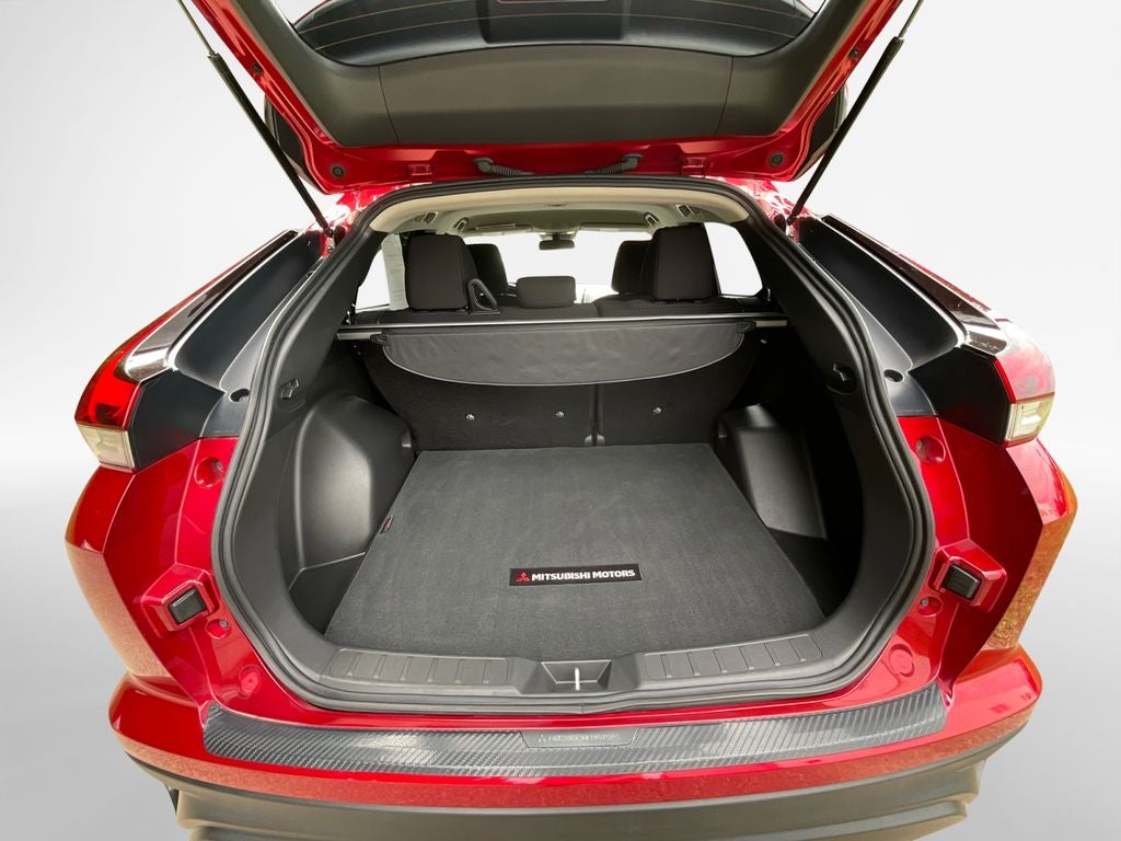 2023 Mitsubishi Eclipse Cross LE