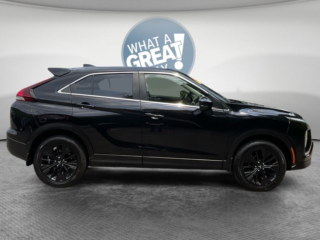 2022 Mitsubishi Eclipse Cross LE
