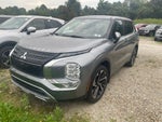 2023 Mitsubishi Outlander Base