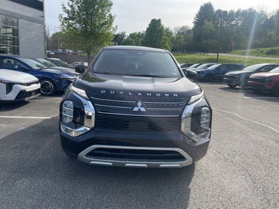 2022 Mitsubishi Outlander SE