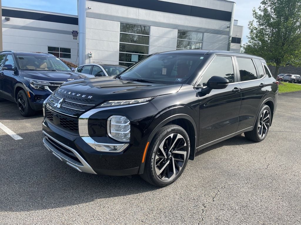 2022 Mitsubishi Outlander SE