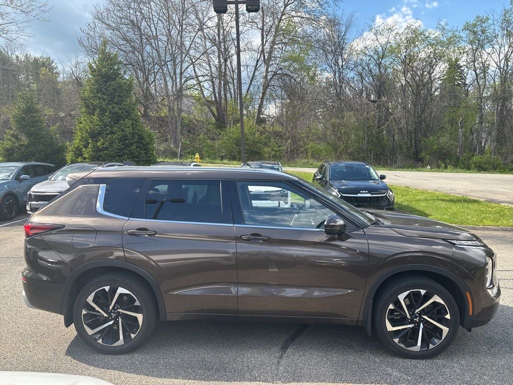 2022 Mitsubishi Outlander SEL