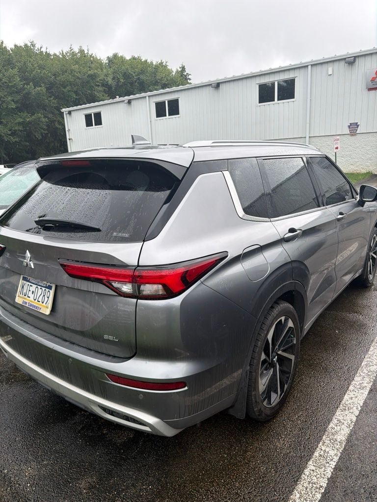 2022 Mitsubishi Outlander SEL