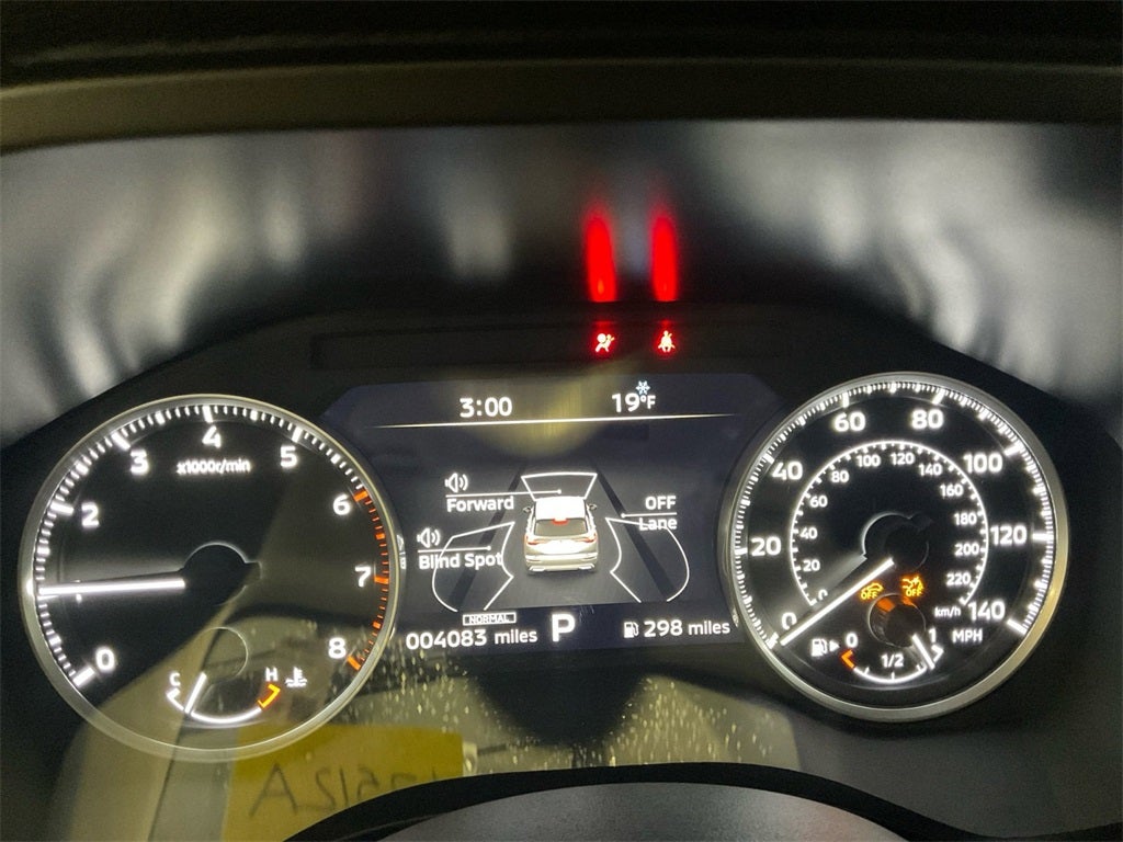 2025 Mitsubishi Outlander Base