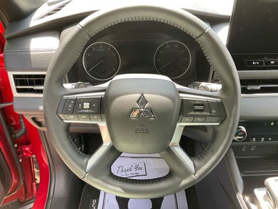 2026 Mitsubishi Outlander LE
