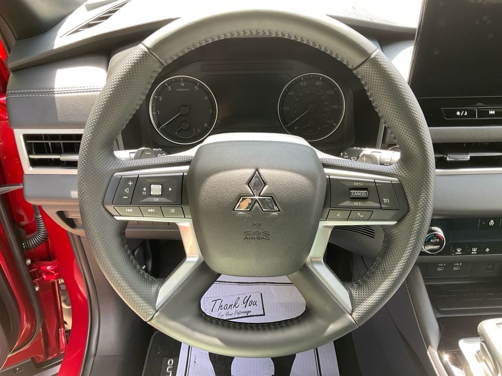 2026 Mitsubishi Outlander LE