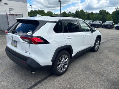 2019 Toyota RAV4 XLE Premium