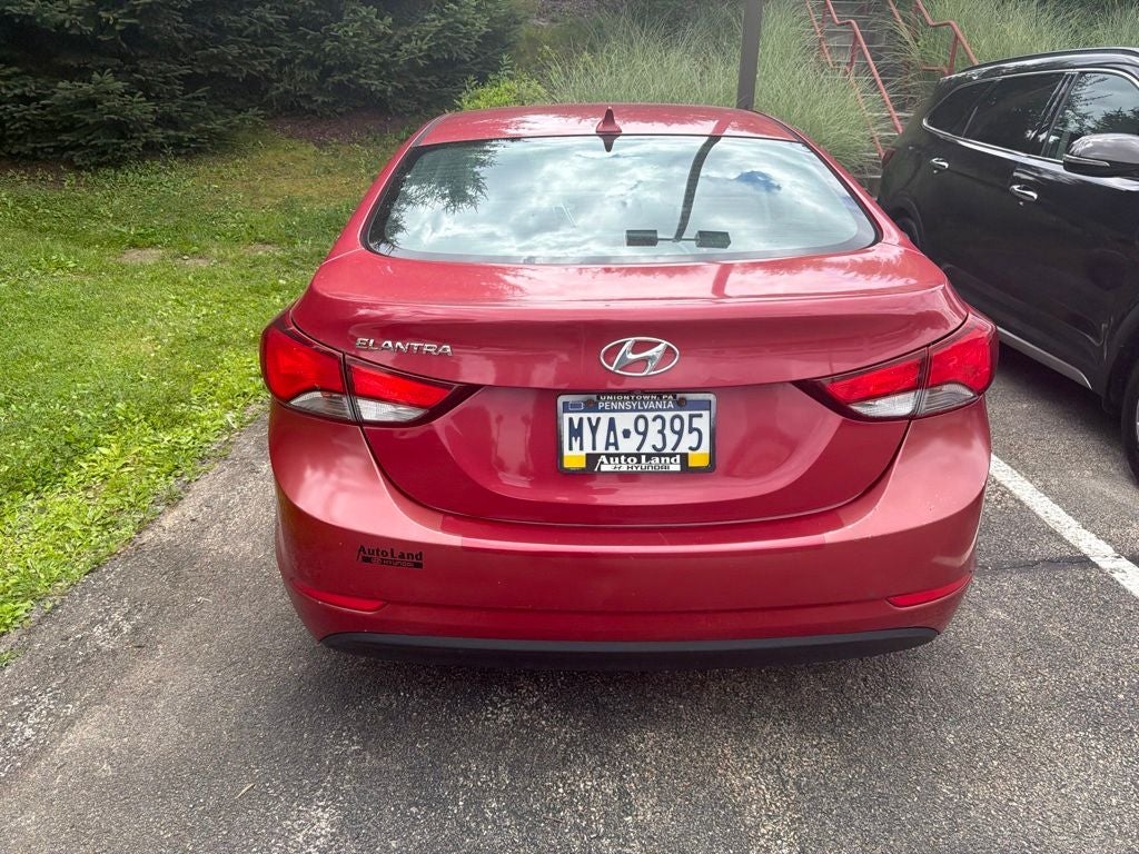 2015 Hyundai Elantra SE