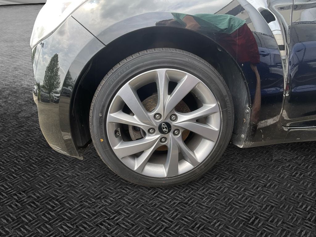 2016 Hyundai Veloster Base