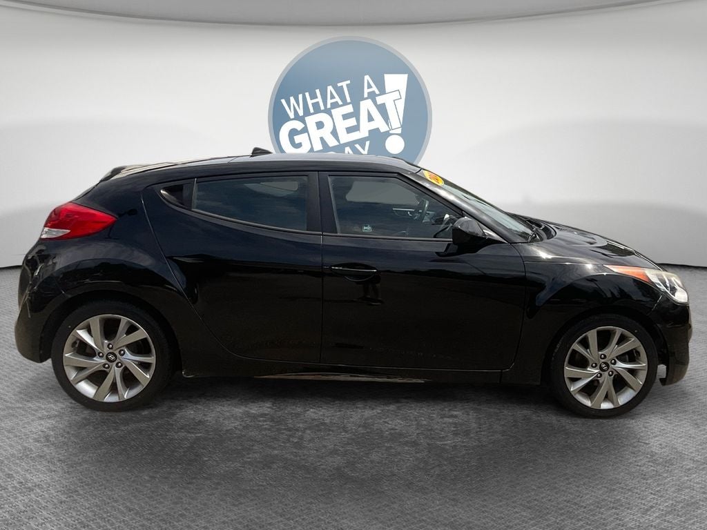 2016 Hyundai Veloster Base
