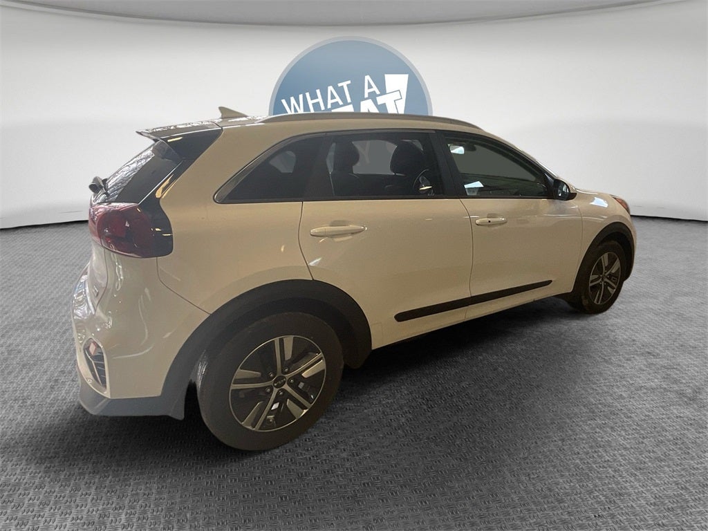 2022 Kia Niro LXS