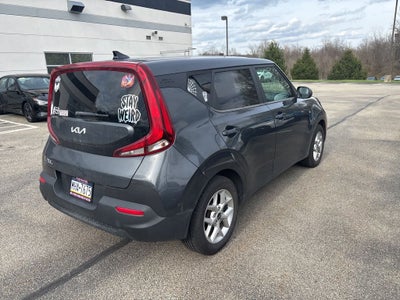 2022 Kia Soul LX