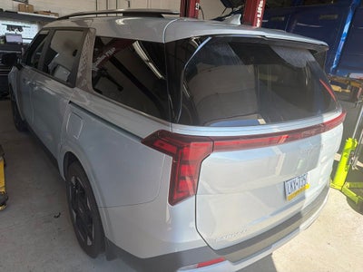2025 Kia Carnival EX