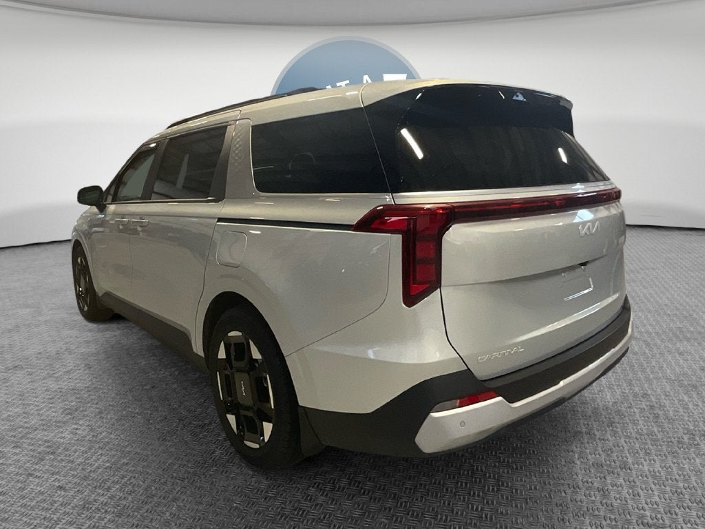 2025 Kia Carnival EX