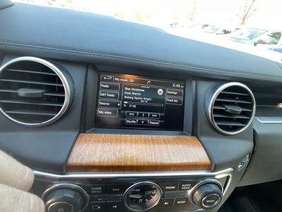 2015 Land Rover LR4 Base