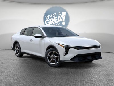 2026 Kia K4 LXS