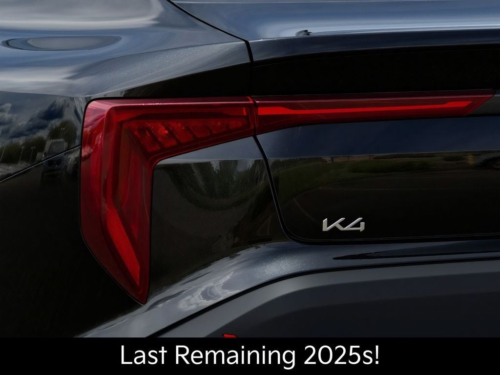 2025 Kia K4 LXS