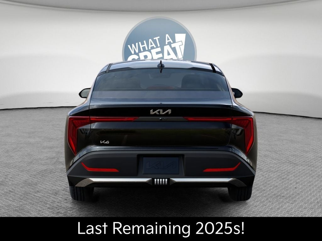 2025 Kia K4 LXS
