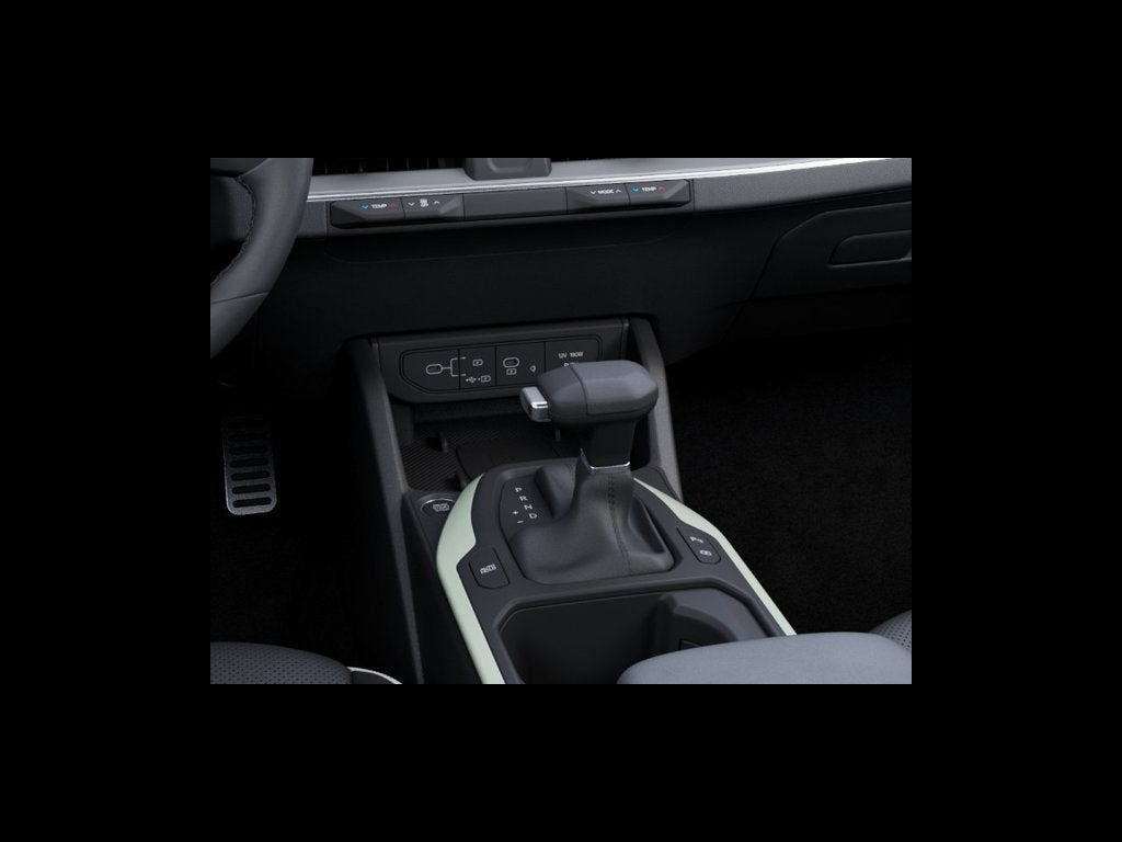 2027 Kia K4 Base